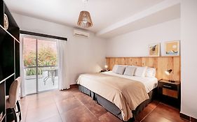 5411 Soho Hotel